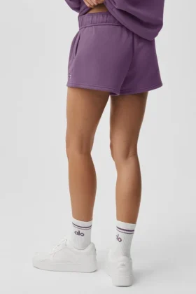 Accolade Shorts – Prune