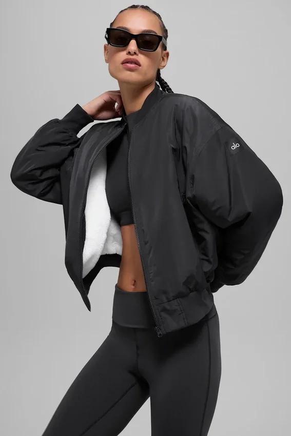 Blouson aviateur Urbanite en fausse fourrure - Noir/Ivoire