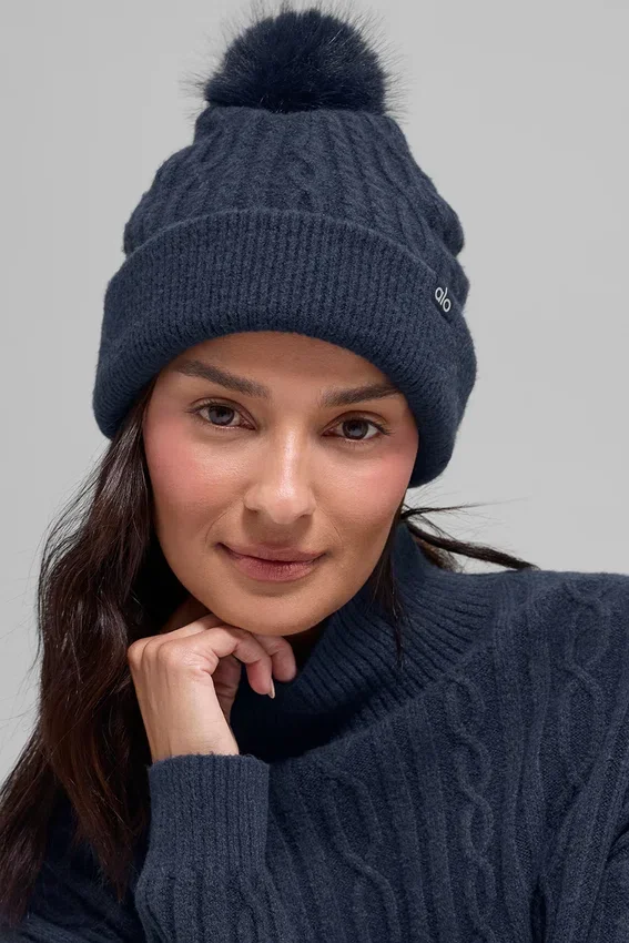 Bonnet « Winter Bliss » en maille torsadée - Bleu marine