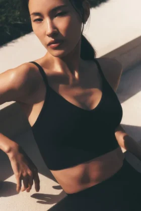 Bralette « Ribbed Delight » en modal sans coutures - Noir