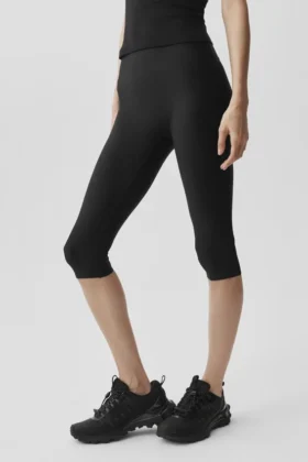 Capri High-Waist Airlift avec coupe épurée - Noir