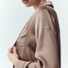 Chemise boutonnée en soie lumineuse - Cacao alpin