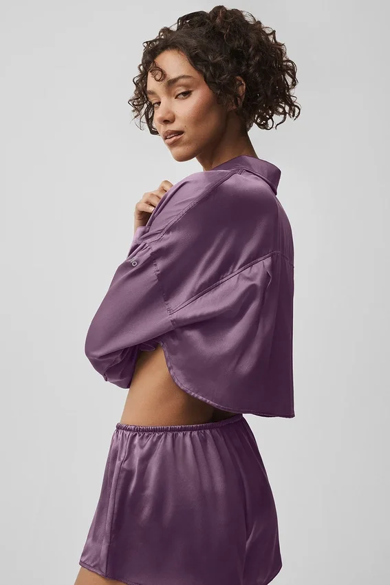 Chemise courte à manches longues boutonnée « Silk Luminous » – Plum Kiss