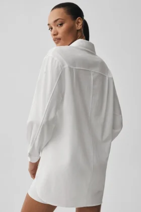 Chemise à manches longues boutonnée Dreamscape – Blanche