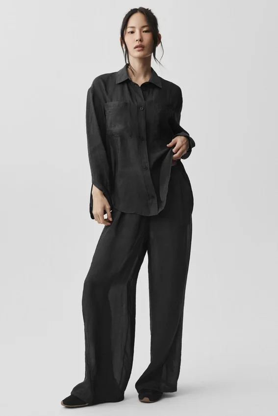 Chemise à manches longues semi-transparente « Golden Hour » à boutons — Noir