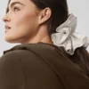 Chouchou oversize « Sweet Nothing » en maille - Ivoire