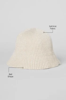 Cloche en tricot denim – Ivoire/Lait d’avoine