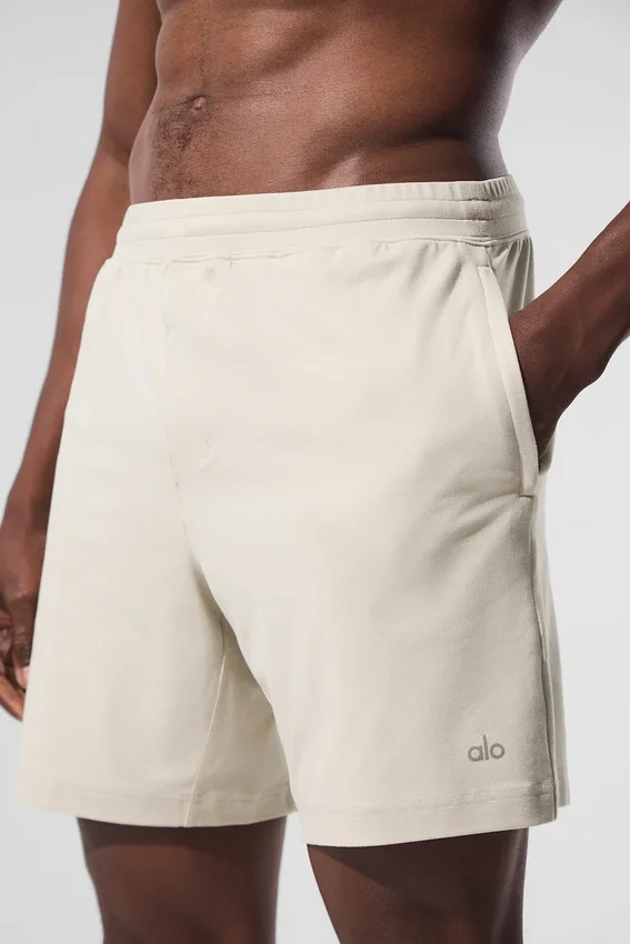 Conquer React Performance Shorts 7" - Bone