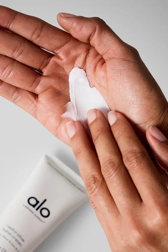 Crème réparatrice pour les mains