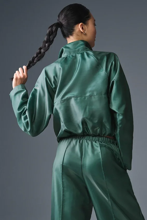 Cropped Afterglow Pull – Winter Ivy