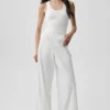 Débardeur avec soutien-gorge intégré Alo Softsculpt « No Nonsense » - Blanc