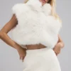 Gilet court en fausse fourrure somptueuse - Ivoire