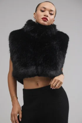 Gilet court en fausse fourrure somptueuse - Noir