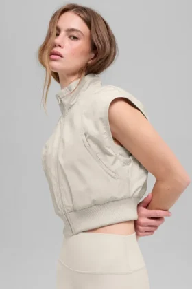 Gilet In Motion – Bone