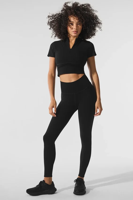 Haut court en shorts, douillet et sans coutures pour l’hiver – Noir