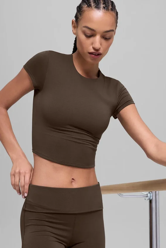Haut à manches courtes Alo Softsculpt Precision - Espresso