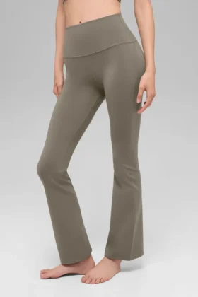 High-Waist Airbrush 7/8 évasée Bootcut Legging – Cacao clair