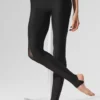 High-Waist Airlift Darling Stirrup Legging – Noir