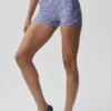 High-Waist Airlift Gingham Short, 3", imprimé vichy bleu marine