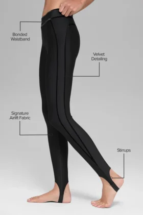 High-Waist Airlift Love Language Stirrup Legging – Noir