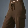High-Waist Cargo Pant Scholar Knit - Espresso