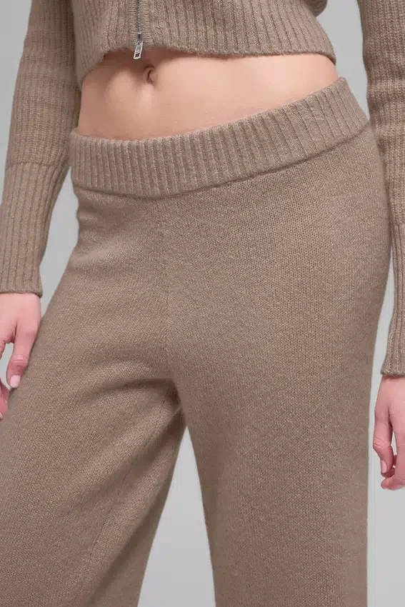 High-Waist Cashmere New Class Wide Leg Pant – Chai Latte