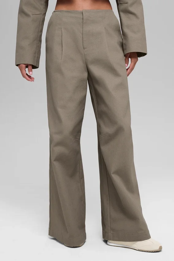 High-Waist Main Character Wide Leg Trouser – Couleur « Light Cocoa »