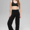 High-Waist New Class Wide Leg Pant en laine et cachemire – Noir
