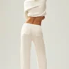 High-Waist Northstar Straight Leg Pant en cachemire – Ivoire