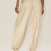 High-Waist Radiance Pantalon en mélange de soie – Beige sable