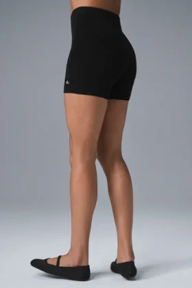 High-Waist Scholar Knit Short – Noir