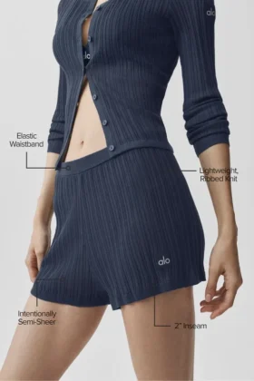 High-Waist Sunlit Short – Navy