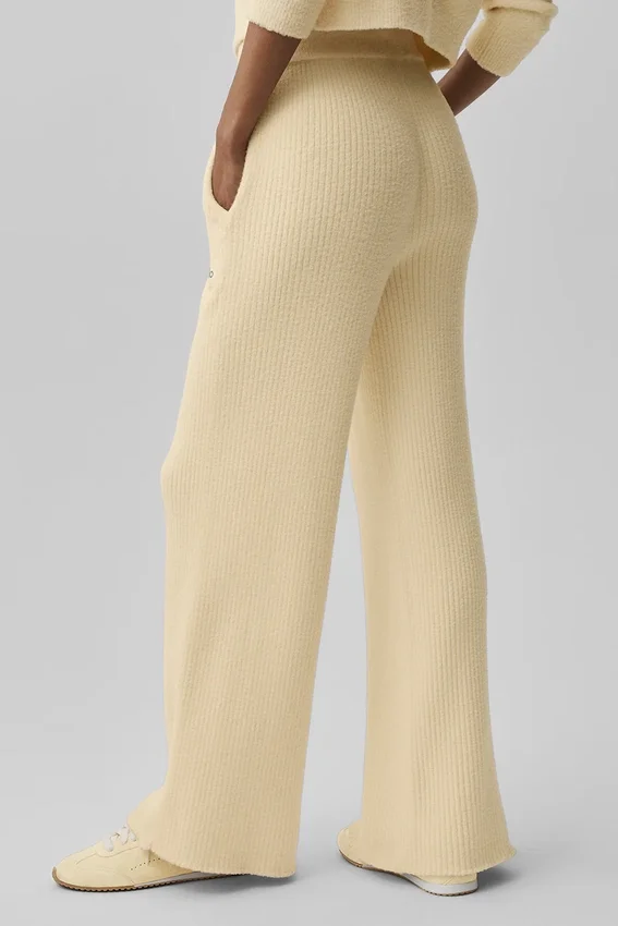 High-Waist Wide Leg Pant « Snuggle up Sweater » – Jaune bougie