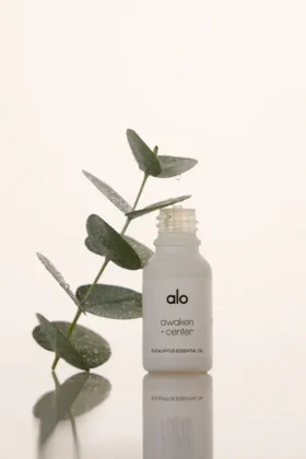Huile essentielle « Awaken & Center » (eucalyptus)