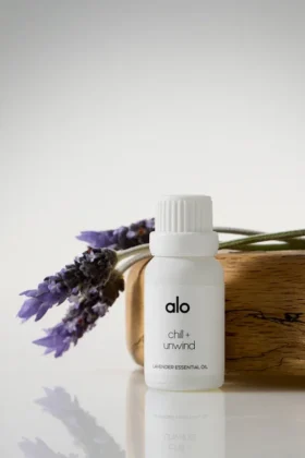 Huile essentielle « Chill & Unwind » (lavande)