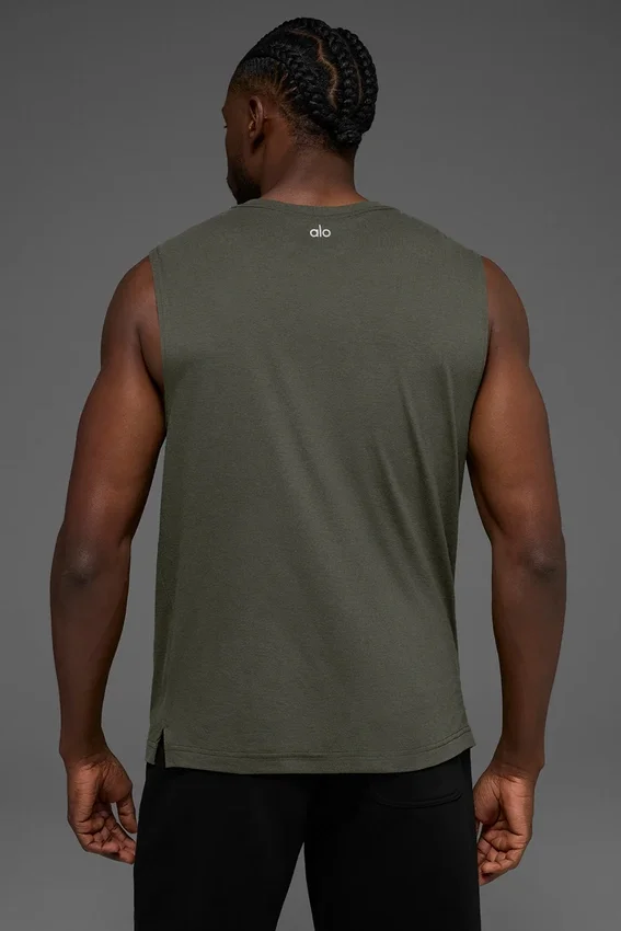 Le débardeur Triumph Muscle – Vert furtif