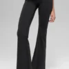 Legging évasé 7/8 à ourlet rabattu Alo Softsculpt - Noir