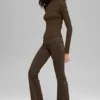 Legging évasé à ourlet rabattu Alo Softsculpt - Espresso