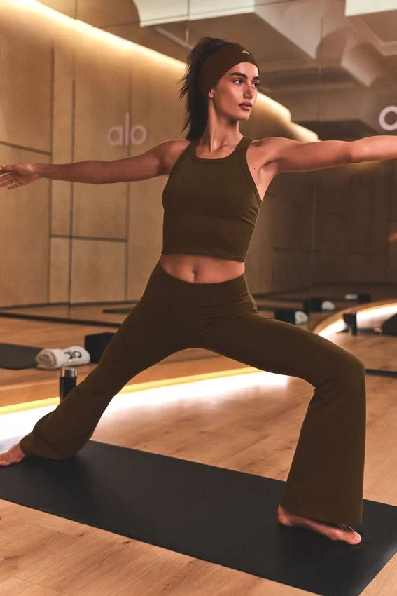 Low-Rise Bootcut Legging - Espresso