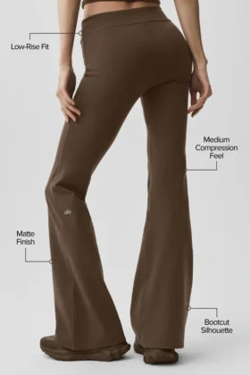 Low-Rise Bootcut Legging – Espresso