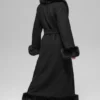 Manteau long bordé de fausse fourrure - Noir