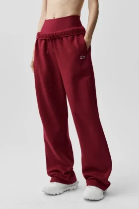 Pantalon de jogging Accolade à coupe droite - Rouge « Summer Romance »