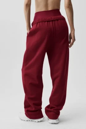 Pantalon de jogging Accolade à coupe droite – Rouge « Summer Romance »