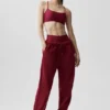 Pantalon de jogging Accolade à coupe droite - Rouge « Summer Romance »