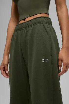 Pantalon de jogging Accolade à coupe droite – Vert olive