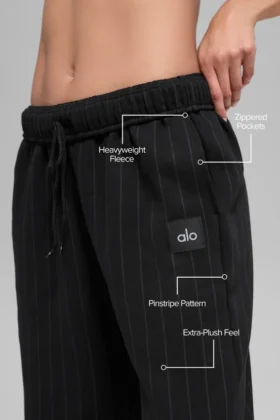 Pantalon de jogging à jambes droites à fines rayures – Noir à fines rayures