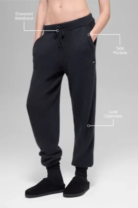 Pantalon de jogging New Class High-Waist en laine et cachemire – Noir