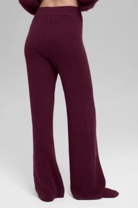 Pantalon en cachemire High-Waist et texture gaufrée – Bordeaux