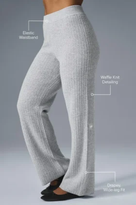 Pantalon en cachemire High-Waist et texture gaufrée – Gris chiné athlétique