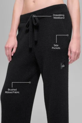 Pantalon High-Waist large Snuggle Up Sweater – Noir